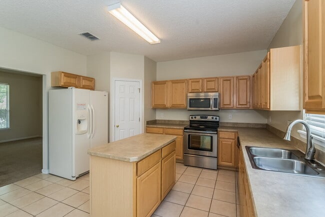 Building Photo - 341 W Tropical Trce