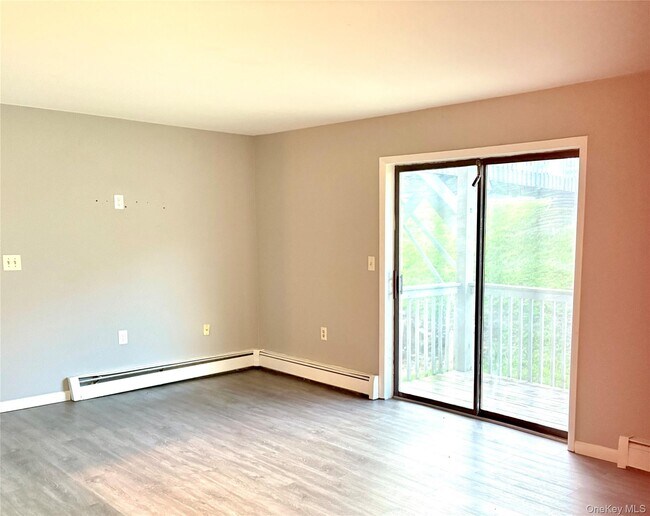 Foto del edificio - 225 Concord Ln