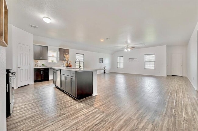 Building Photo - 5435 Still Creek Ranch Dr