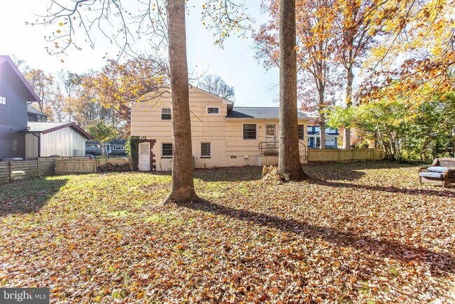 Foto del edificio - 903 Timber Ln SW