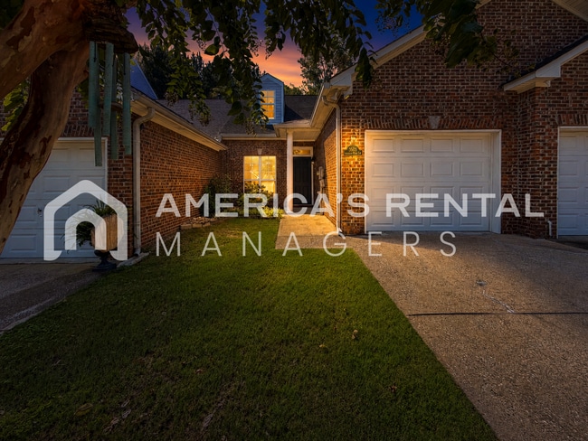 Building Photo - 3505 Savannah Park Ln