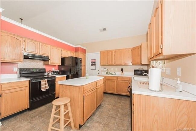 Building Photo - 11823 Harris Ridge Dr