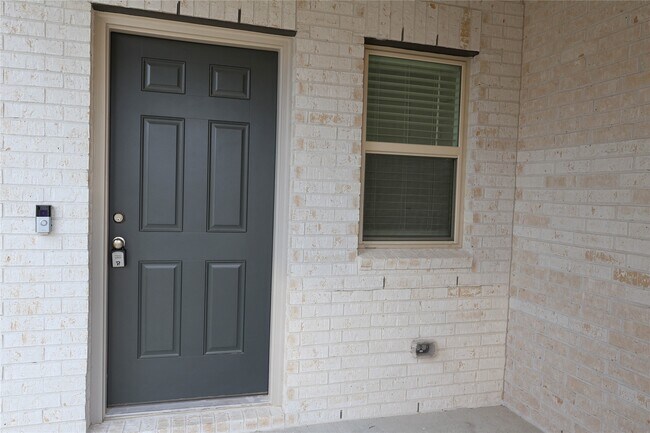 Foto del edificio - 16948 Juniper Blossom Bnd