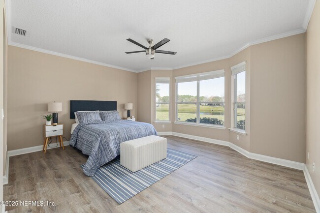 Foto del edificio - 3946 Royal Pines Dr