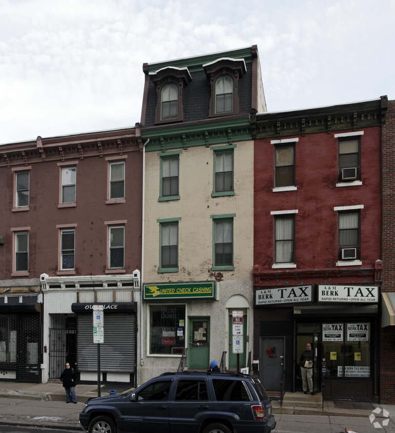 Building Photo - 1507 Spring Garden St