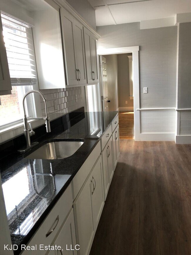 Foto del edificio - 17-19-19 S State St