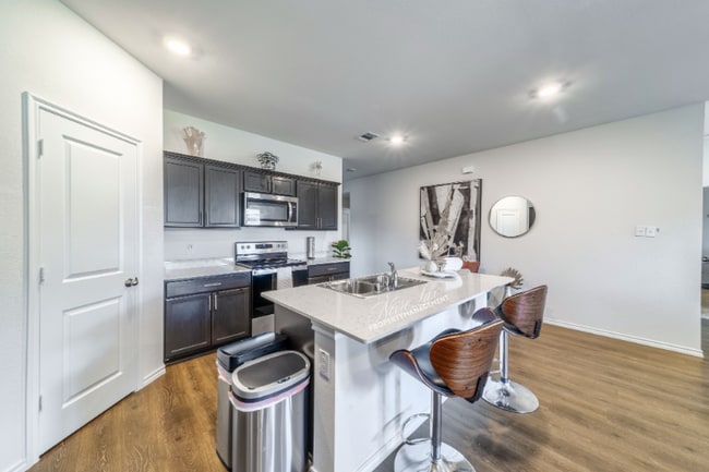 Building Photo - 3017 Goodrich St