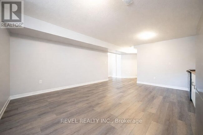 Building Photo - 31 Mair Ave