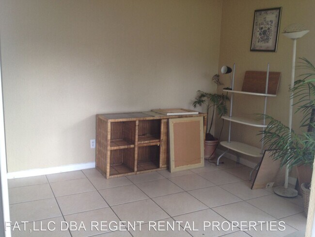Foto del edificio - 2 br, 1 bath House - 834 NW 4 AVE