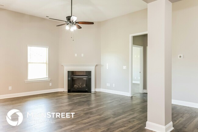 Foto del edificio - 96 Longo Ln