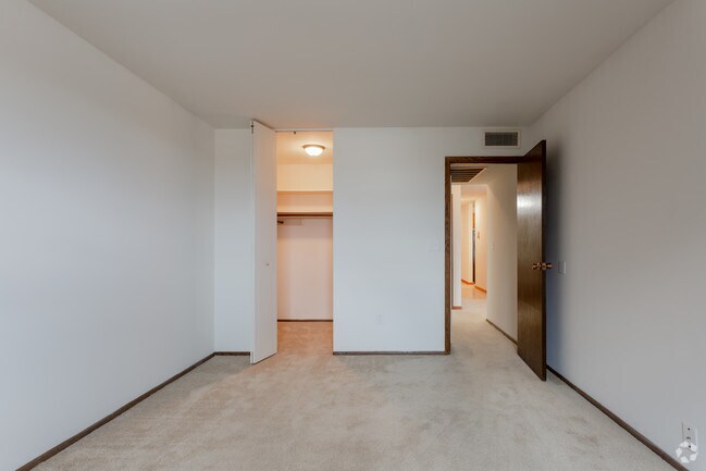 1HAB, 1.5BA - Comedor - C - Bayside Village Apartments