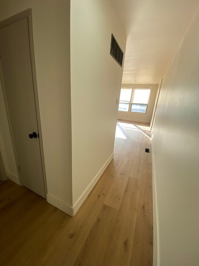 Foto del edificio - 3733G Morganford