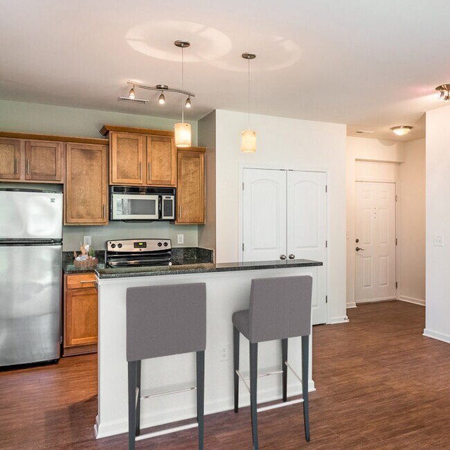 Matthews Lofts 921 Park Center Dr Matthews, NC Apartments for Rent