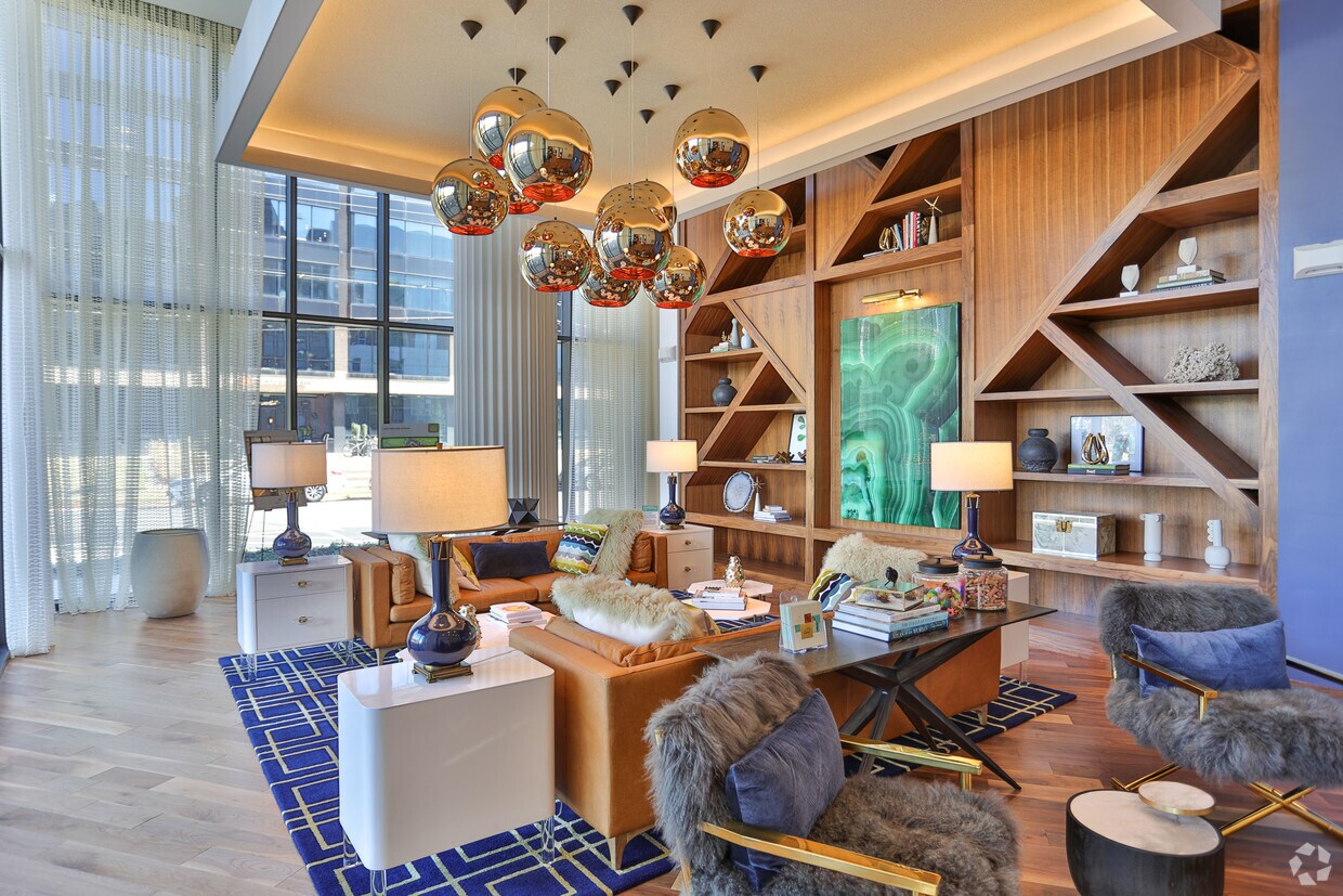 1520 Mockingbird Ln, Charlotte, NC 28209