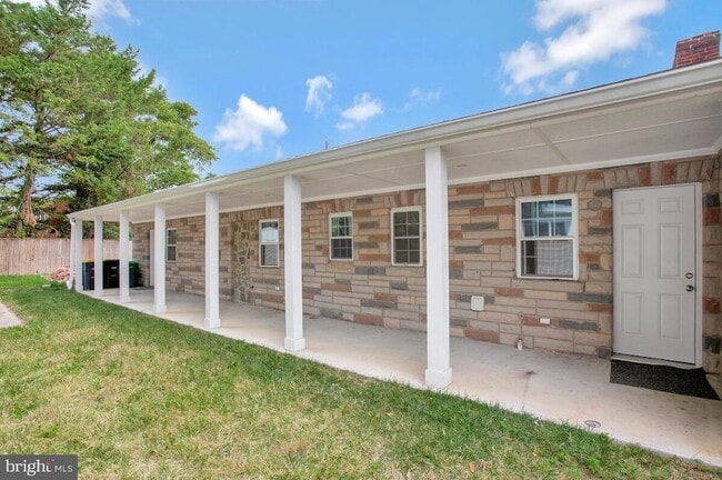 Photo - 7912 Bellefonte Ln House