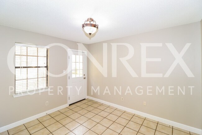 Foto del edificio - Beautiful home available in the heart of B...