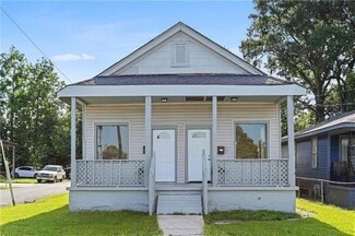 Building Photo - 1102 Hendee St