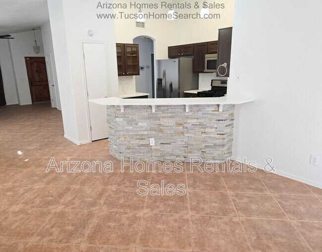 Foto del edificio - 7891 S Lennox Ln