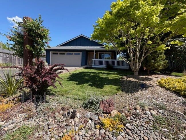 Building Photo - 7880 SW 69th Ave