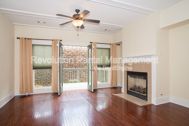 Foto del edificio - 1284 Jandras Ln SE
