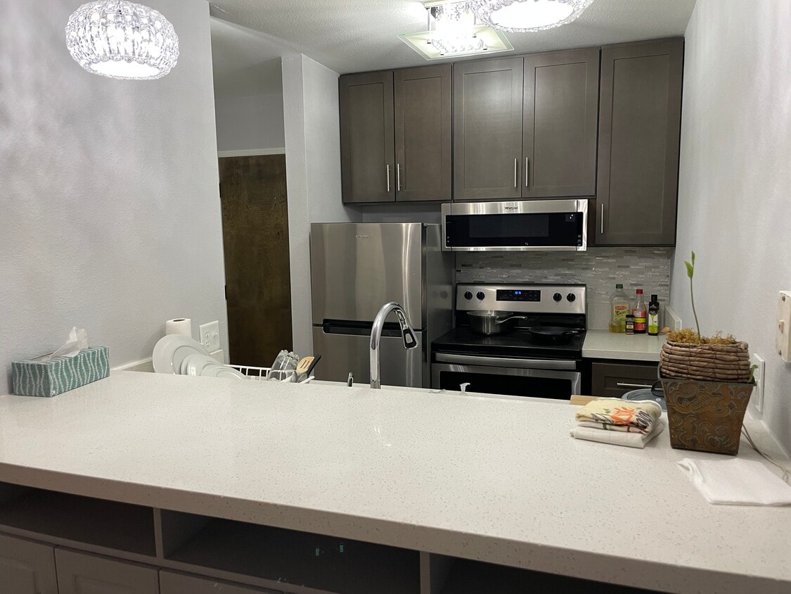 3602 W Estates Ln Unit 112, Rolling Hills Estates, CA 90274 Condo for