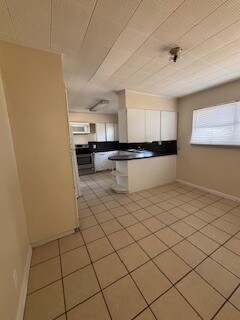 Building Photo - 519 Walnut Ave