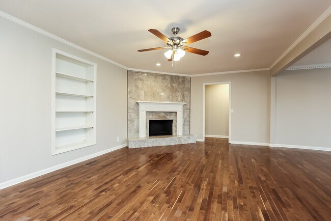 Foto del edificio - 3752 Priest Lake Dr