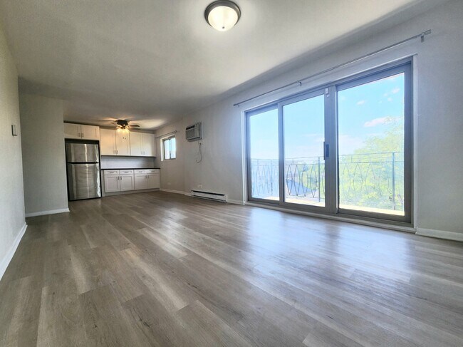 Foto del edificio - 7432 Washington St