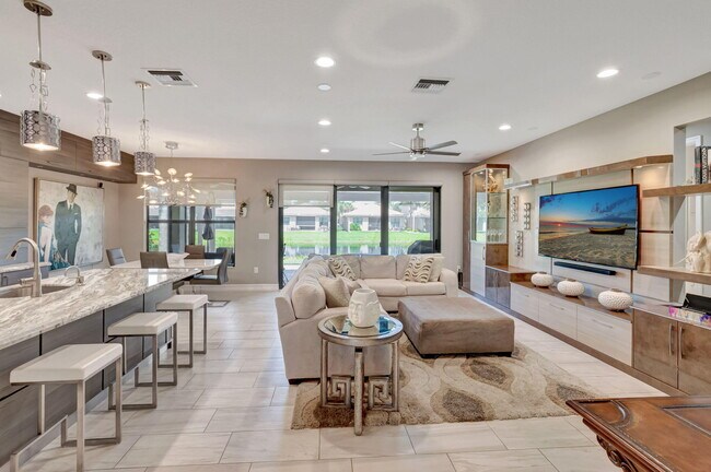 Foto del edificio - 14598 Alabaster Ave