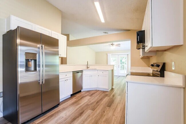 Foto del edificio - 3277 Bellingham Dr