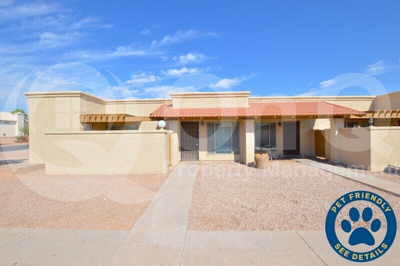 Primary Photo - 785 N Arrowhead Dr