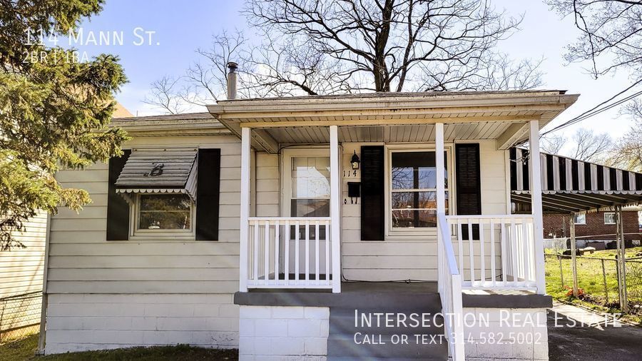 Primary Photo - Updated Lemay 2/1 Bungalow
