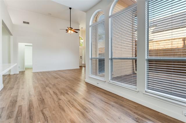 Foto del edificio - 3610 Granbury Dr