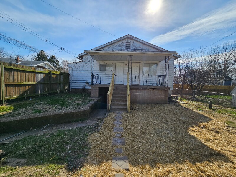 Primary Photo - 3716 Delor St