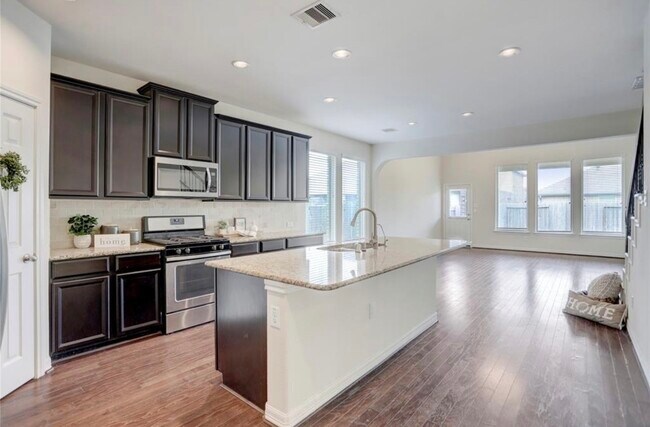 Foto del edificio - 9972 Spring Rock Ln