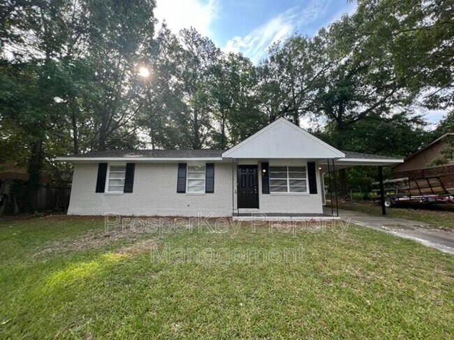 Building Photo - 2916 Branton Woods Dr