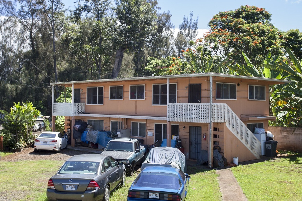 60 Lakeview Circle Apartments in Wahiawa, HI