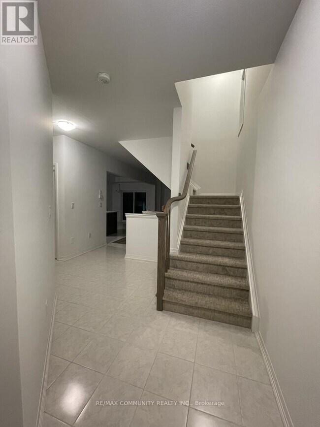 Photo du bâtiment - 189 Bur Oak Dr