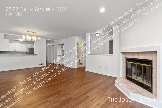 Building Photo - 2572 14th Ave W