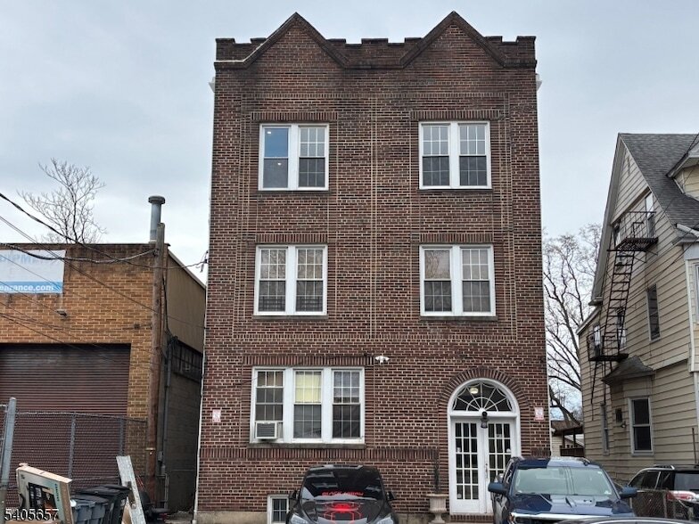 Photo - 230 Watchung Avenue Unit 5