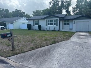 Building Photo - 250 S Seneca Blvd