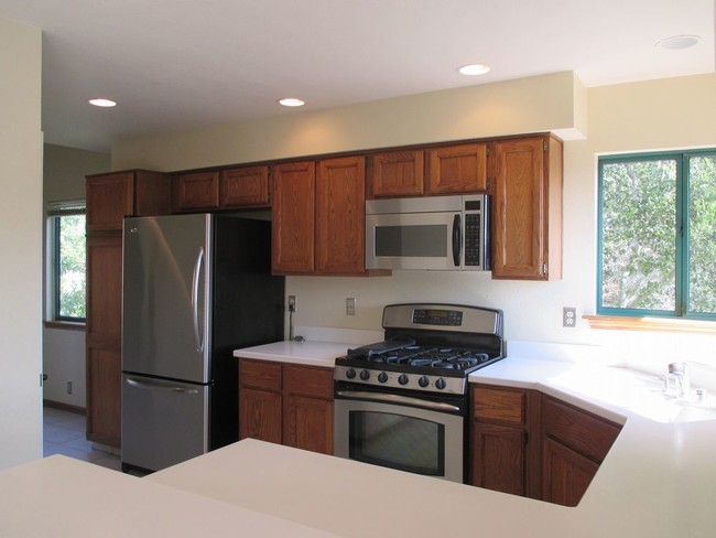 Building Photo - San Luis Bay Estates