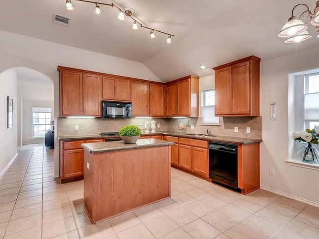 Building Photo - 10824 Casitas Dr