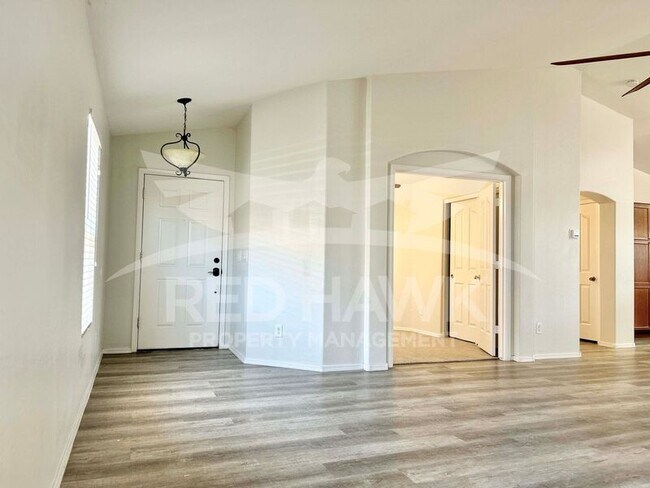 Foto del edificio - 38564 N La Grange Ln