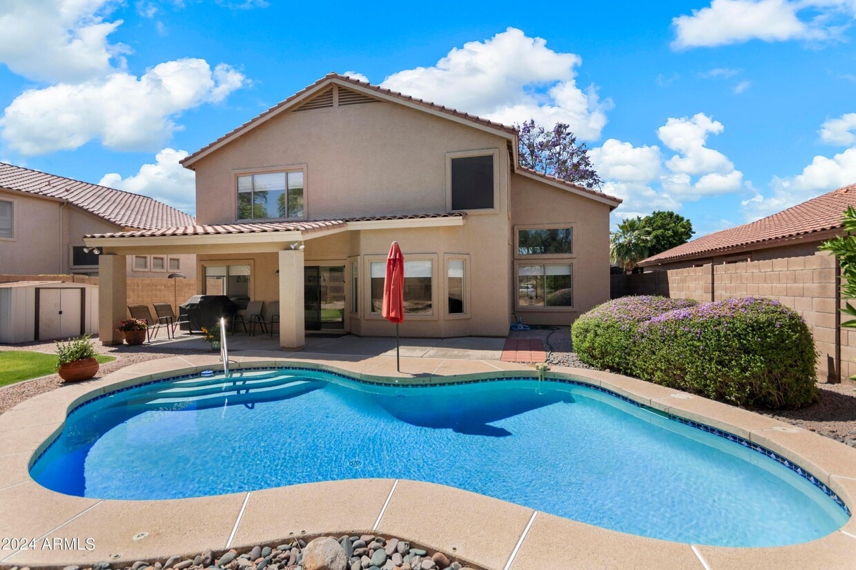 Foto principal - 7470 W Monona Dr