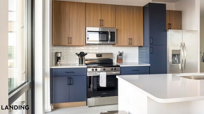 Foto del edificio - 1007 S Mint St