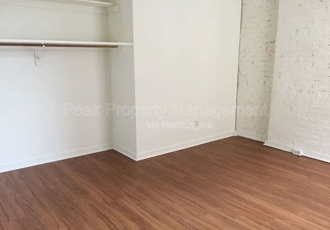 Photo - 308 W Broad St Apartment