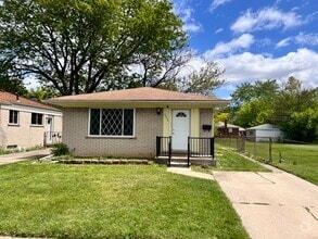 Building Photo - 6006 Whitefield St