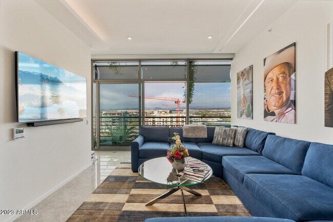 Foto del edificio - 7120 E Kierland Blvd