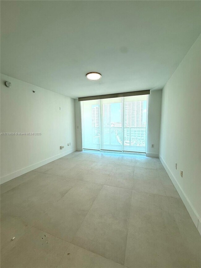 Foto del edificio - 31 SE 5th St